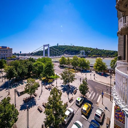 Budapest Riverfront Suite ภายนอก รูปภาพ